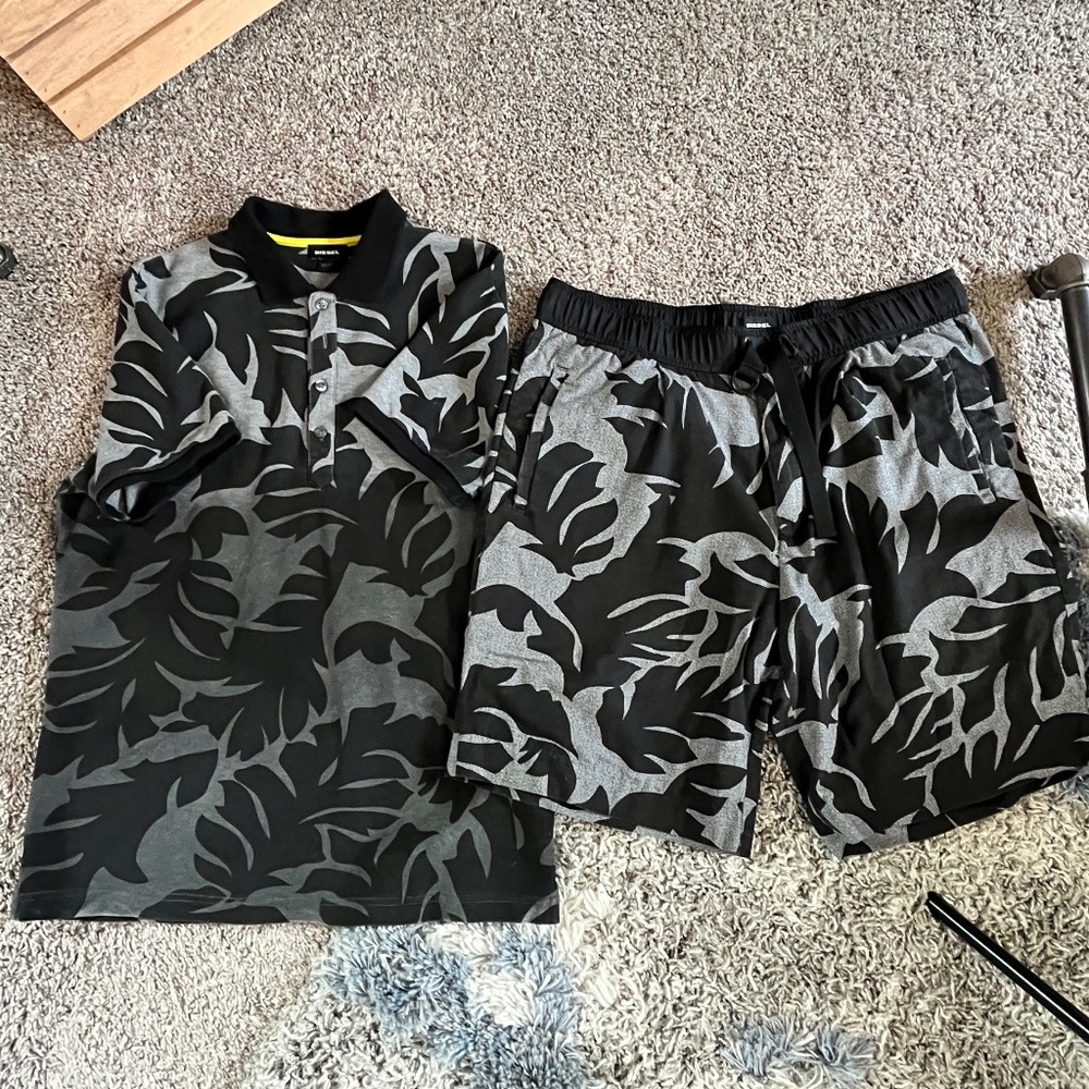 Diesel Mens Palm Gradient Short Set (Size M top , Size L bottom)